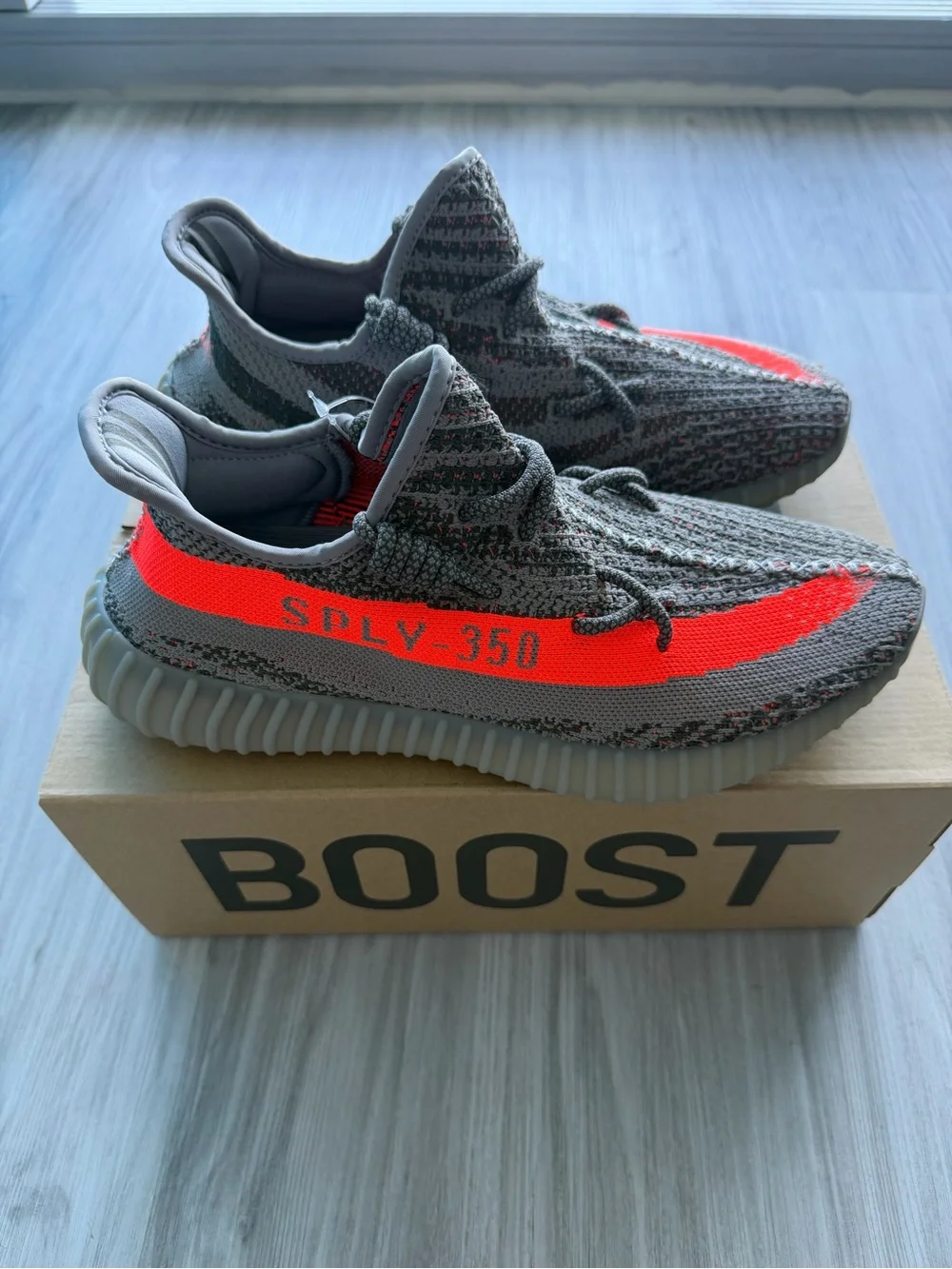 Brand NEW Adidas Yeezy Boost 350 V2 Beluga Reflective Size 10